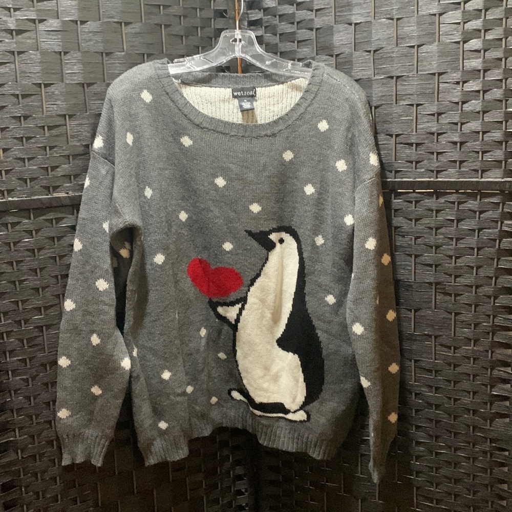 Wet Seal penguin sweater size XL EXCELLENT USED CONDITION